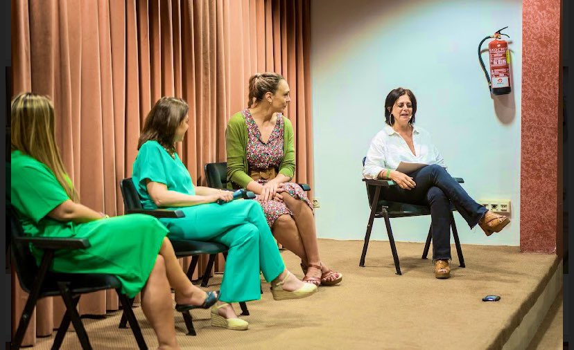 Imprescindible jornada -la mujer en la gestión deportiva- en la q he participado representando a #Agesport junto a grandes gestoras del deporte español como <a href="/MariaJoseRienda/">María José Rienda</a>, <a href="/IsaSanchez_com/">Isa Sánchez</a>, <a href="/lusypascua8/">Lucila Pascua Suárez</a>, <a href="/lolahernan/">Lola Hernández</a>, <a href="/TZabell/">Theresa Zabell</a>, <a href="/MarianOtamendi/">Marian Otamendi</a>

Gracias por la invitación #AEMED