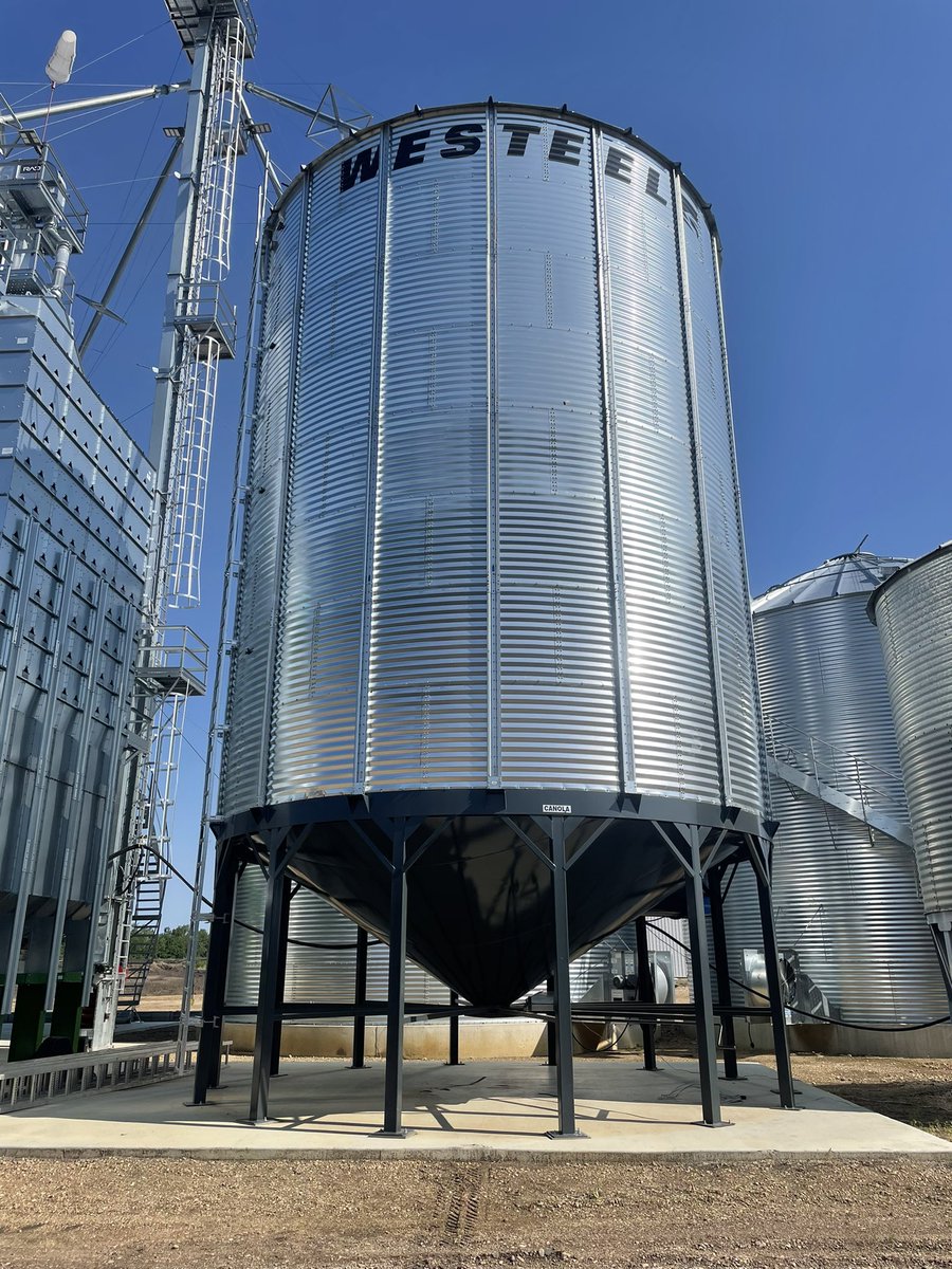 kurtmelnyk's tweet photo. Patiently waiting for my #agisuretrack bin monitoring and conditioning system. Should take some stress out of the likely late harvest this year! https://t.co/w7Yu5Suqkn