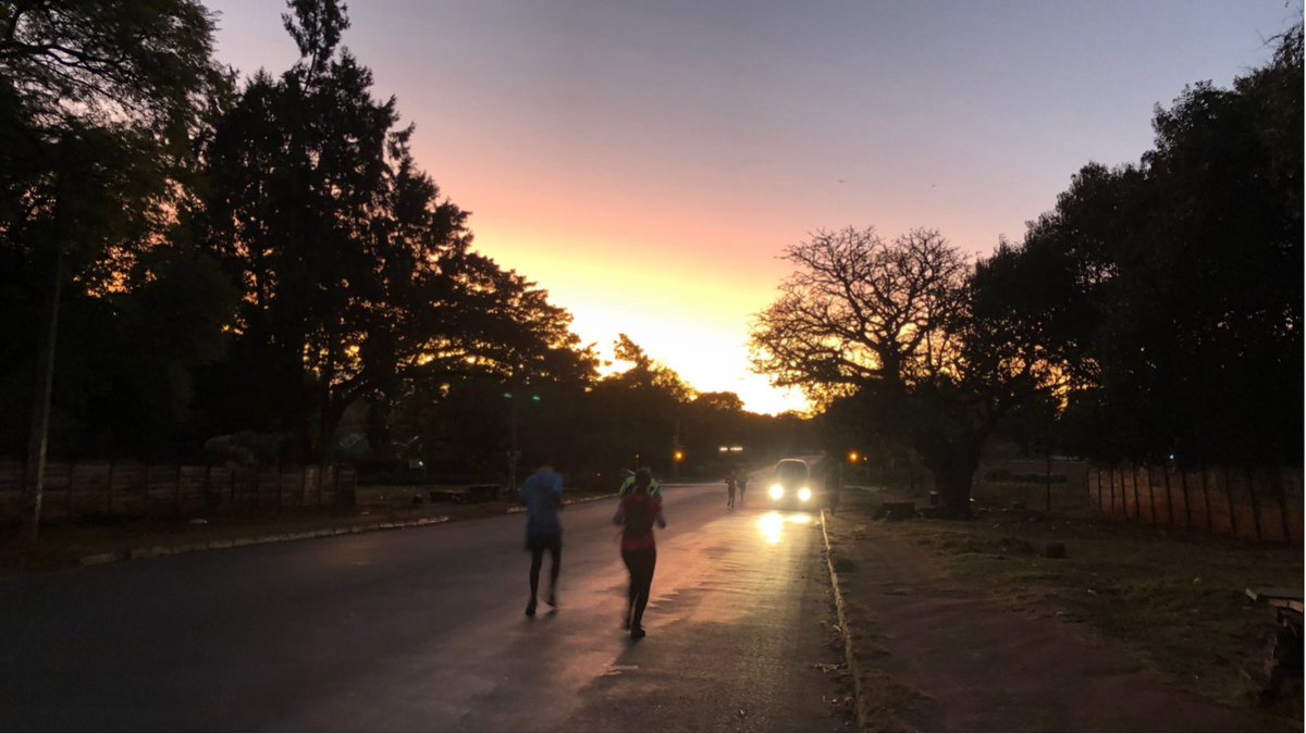 JulieRusmith's tweet photo. Another back to back weekend - feeling positive as training peaks⛰ #lockdownrunners #backtoback #comradestraining #running https://t.co/4T4Zhi7bYp