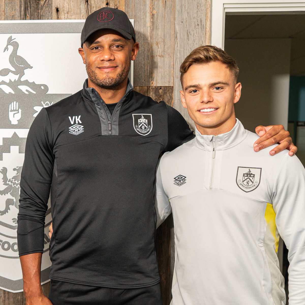 Burnley FC tweet media