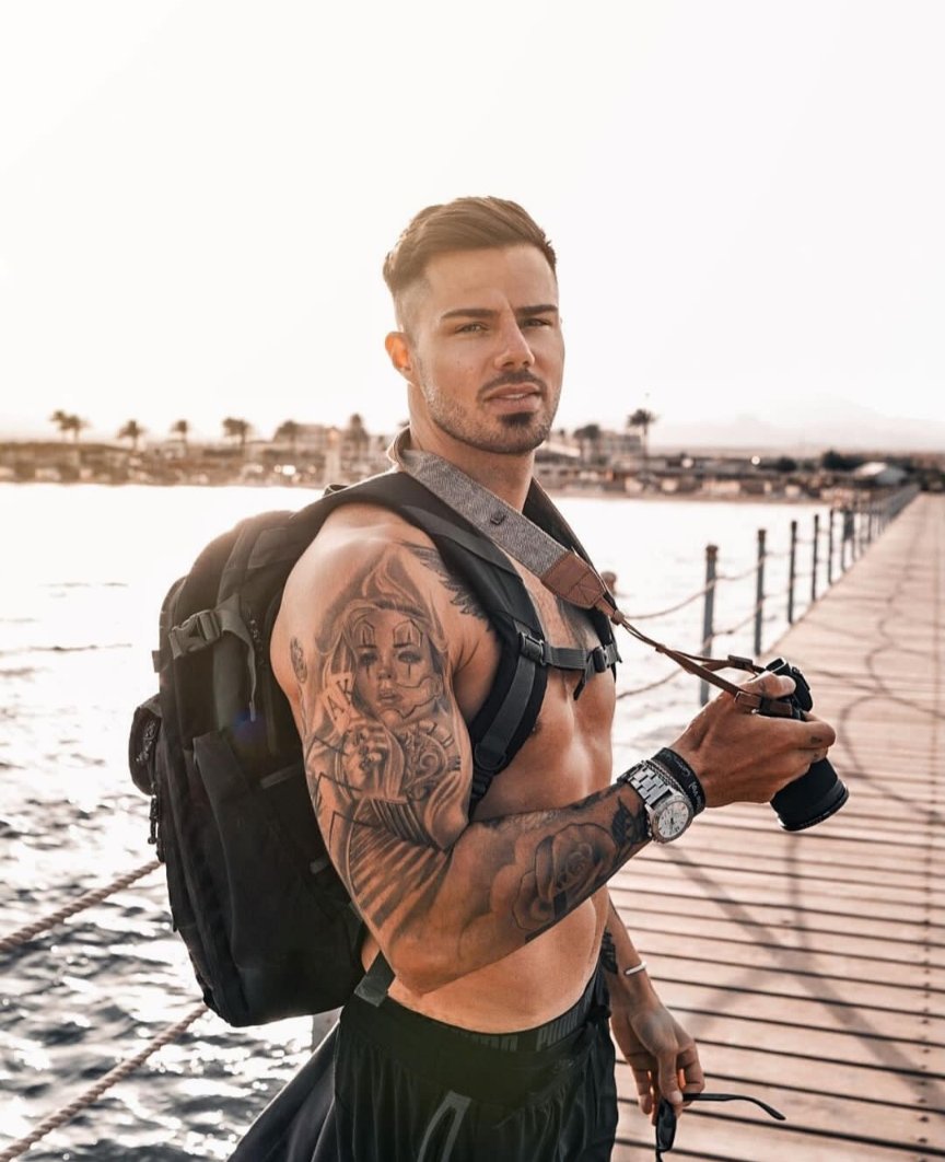 LeonideBoss's tweet image. ———— 𝐹𝑒𝓁𝒾𝓏 𝑫𝒐𝒎𝒊𝒏𝒈𝒐 𝒔𝒆𝒅𝒖𝒄𝒕𝒐𝒓

𝙿𝚛𝚎𝚙𝚊𝚛𝚊𝚗𝚍𝚘 𝚕𝚊 𝚌á𝚖𝚊𝚛𝚊 𝚙𝚊𝚛𝚊 𝚕𝚊 𝚙𝚛ó𝚡𝚒𝚖𝚊 𝚜𝚎𝚖𝚊𝚗𝚊 𝚎𝚗 𝙼𝚘𝚜𝚌ú.

𝓓𝓾𝓫𝓻𝓸𝓿𝓷𝓲𝓴, 𝓒𝓻𝓸𝓪𝓽𝓲𝓪 

#SeductiveSunday #FreeRol #Sexrol #OC