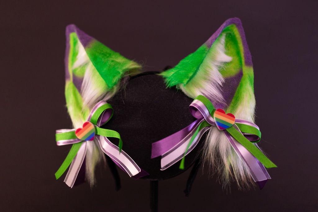 cosgearofficial's tweet photo. More of our the ear covers from our Pride Giveaway!

#cosgear #pridemonth #cosears #lgbtqia https://t.co/IuW0zsgXkN