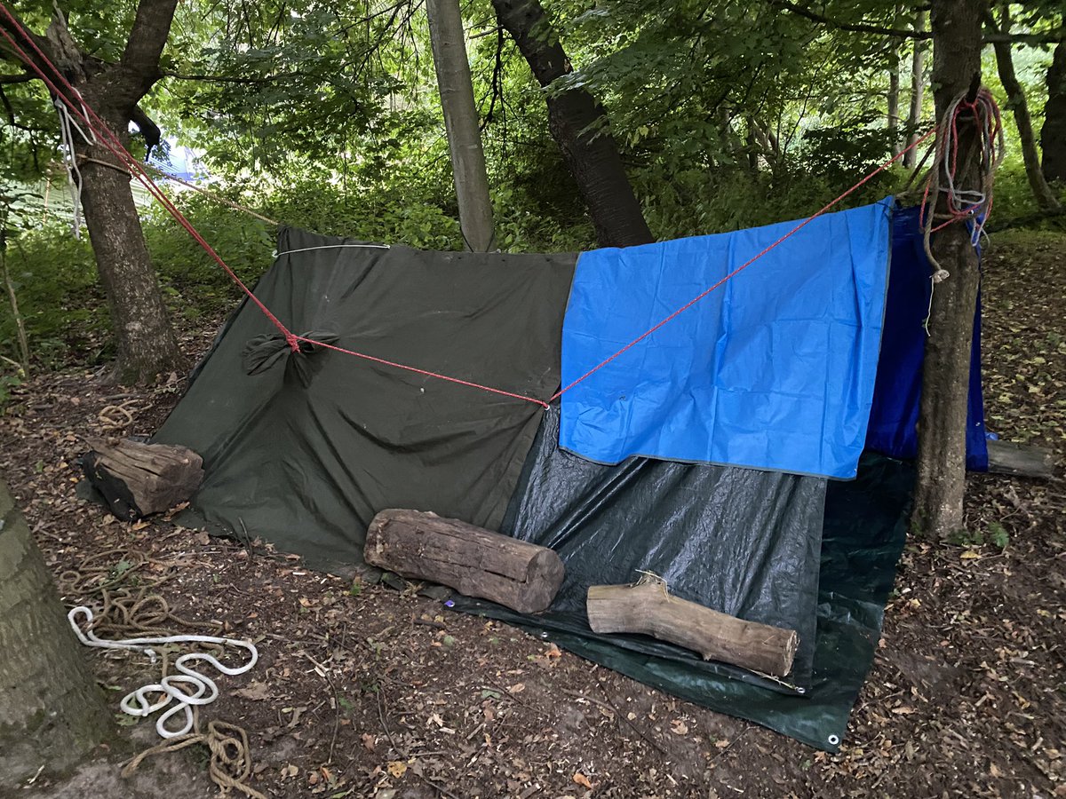 vetster189's tweet photo. We had 17 girls do their 24hr Guide Gold Award Challenge in #GLW this weekend. Groups of 4/5, they built Bivouacs to be waterproof so they could sleep in them.
They cooked for themselves as well! All completed it with smiles on their faces 😃 #Guides @GuidingGLW @Guiding_LaSER https://t.co/Jpro1pEBuR