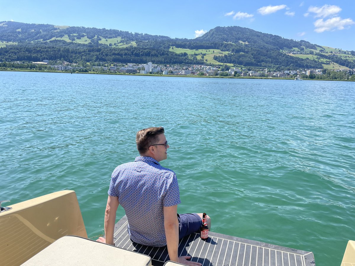 MR.DA-NOS tweet media