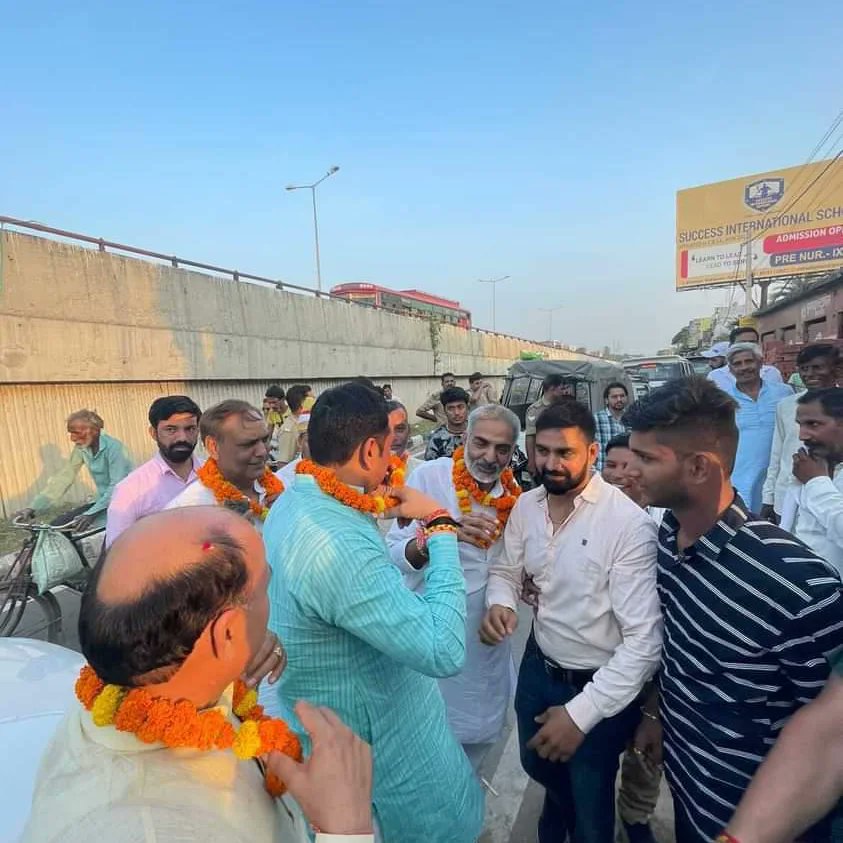 KakuMayank's tweet photo. आज दौराला में प्रथम आगमन पर आए dr Dr. Somendra Tomar जीं #VimalSharma #BJP4UP https://t.co/w2lFCLLYku