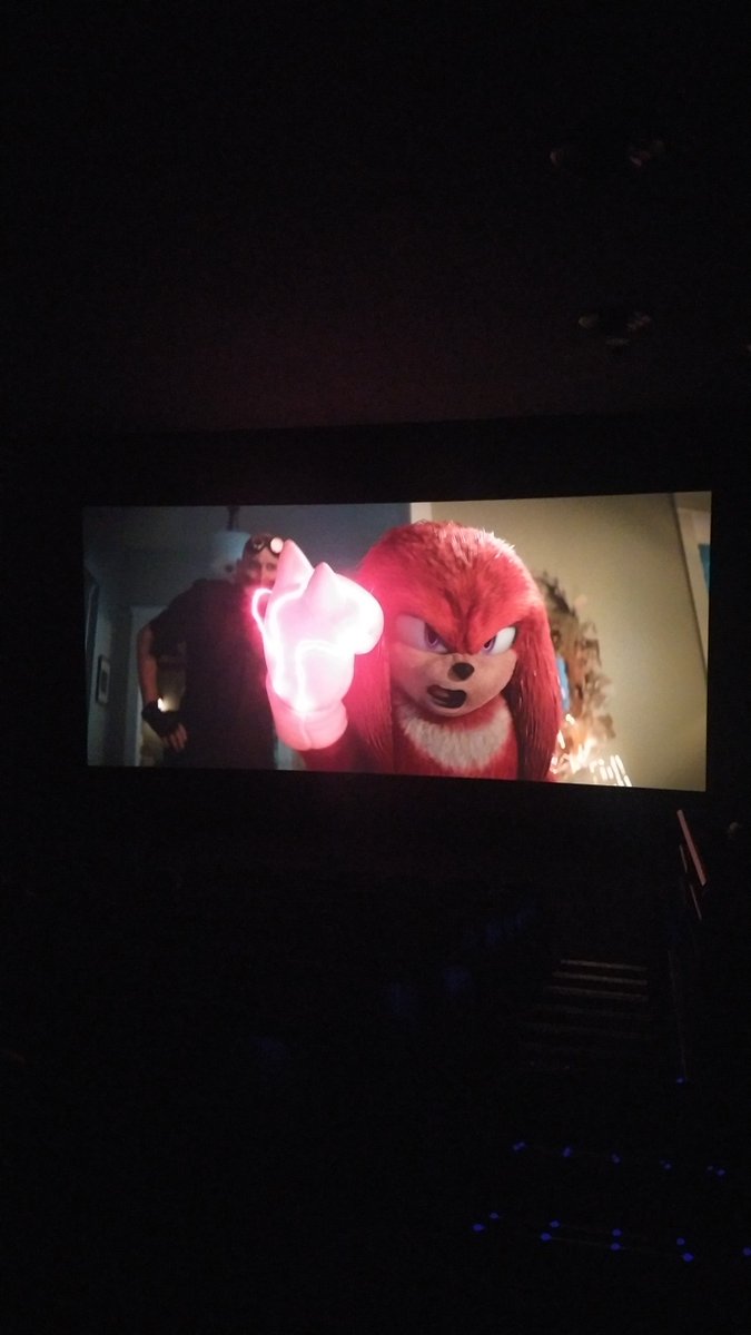 DmrFrance7's tweet photo. Ici c'est #TeamKnuckles
#SonicMovie2 https://t.co/8mDWNcYU8c