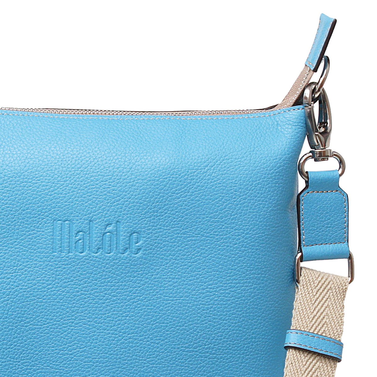 RamosMancilla's tweet photo. #etsy: Bolso de piel con bandolera. Color Celeste.  #azul #bandolera #bolsodepiel #crossbody #ubrique https://t.co/aGULHyXGGV https://t.co/rlg6fZyqRO