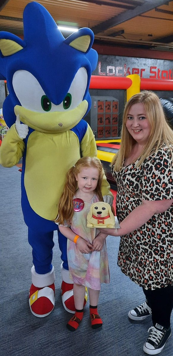 #HelloMyNameis Ashley 😊💙 tweet media