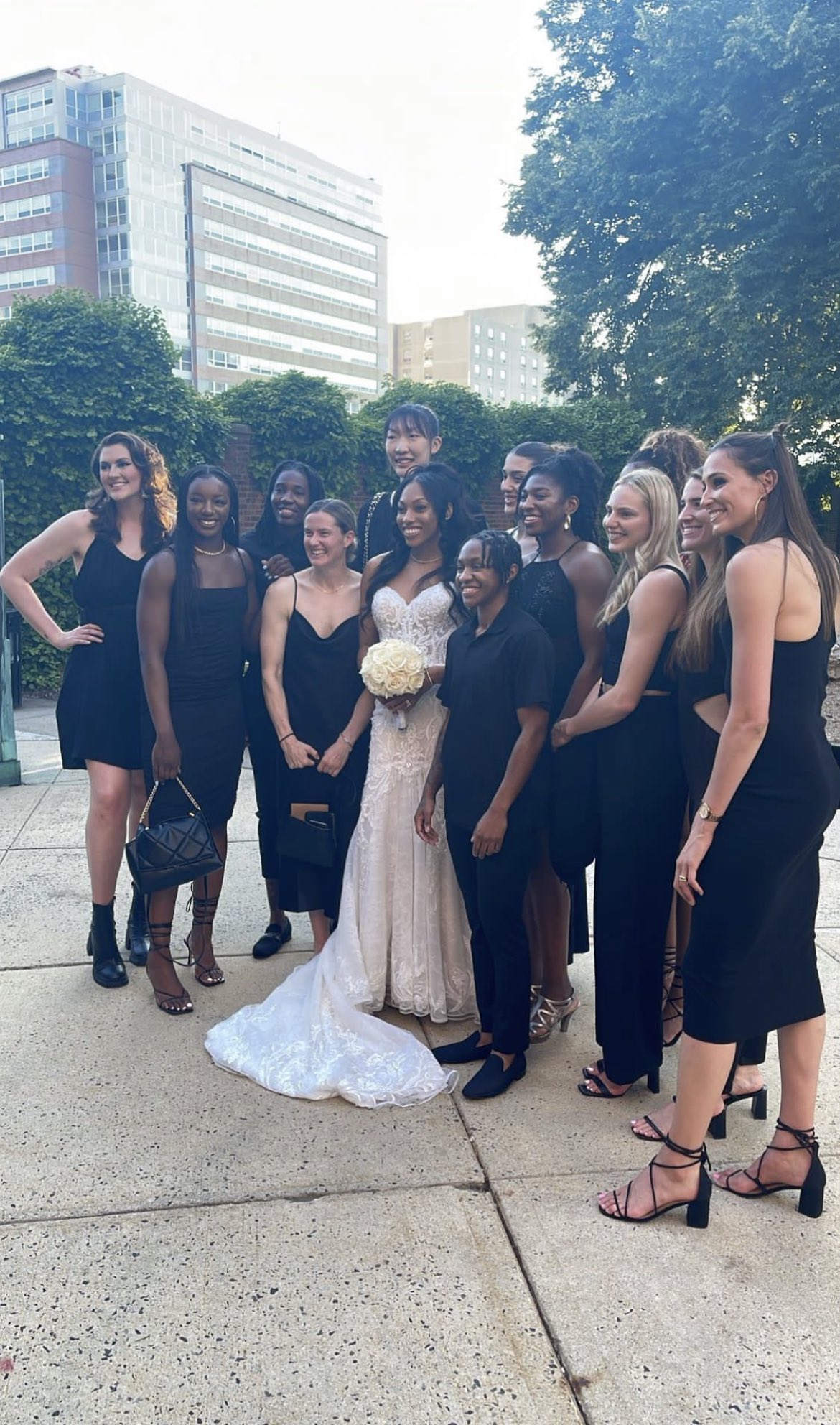 Women’s Hoopz on Twitter "Congrats to WNBA player BetnijahLaney and