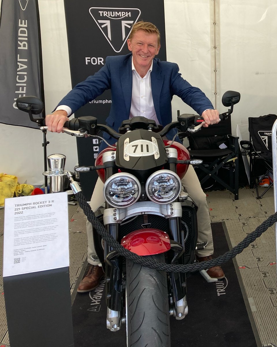 Triumph Motorcycles tweet media