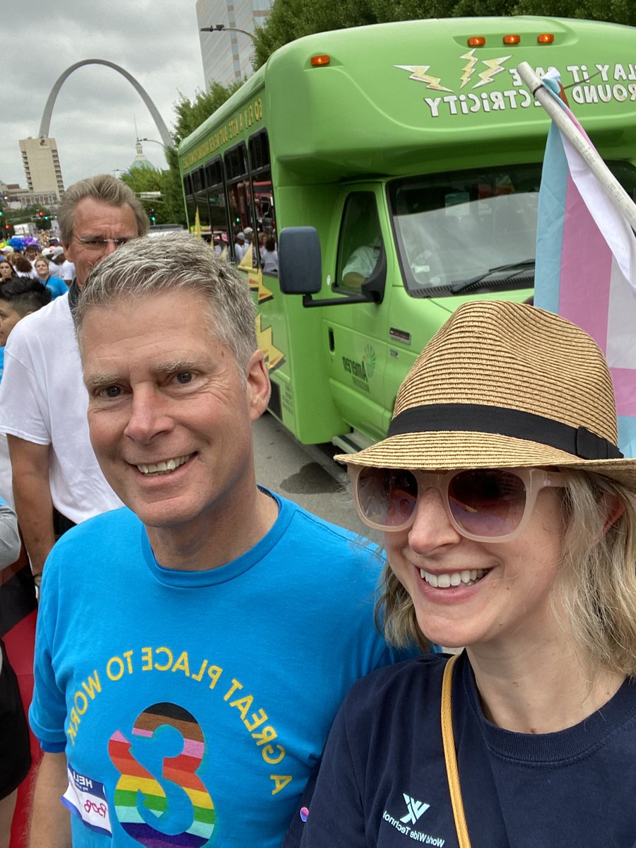 bobolwig's tweet photo. The rain didn’t stop the @wwt_inc team #stl #pride #GreatPlaceToWorkForAll https://t.co/UiuvGlYvTW