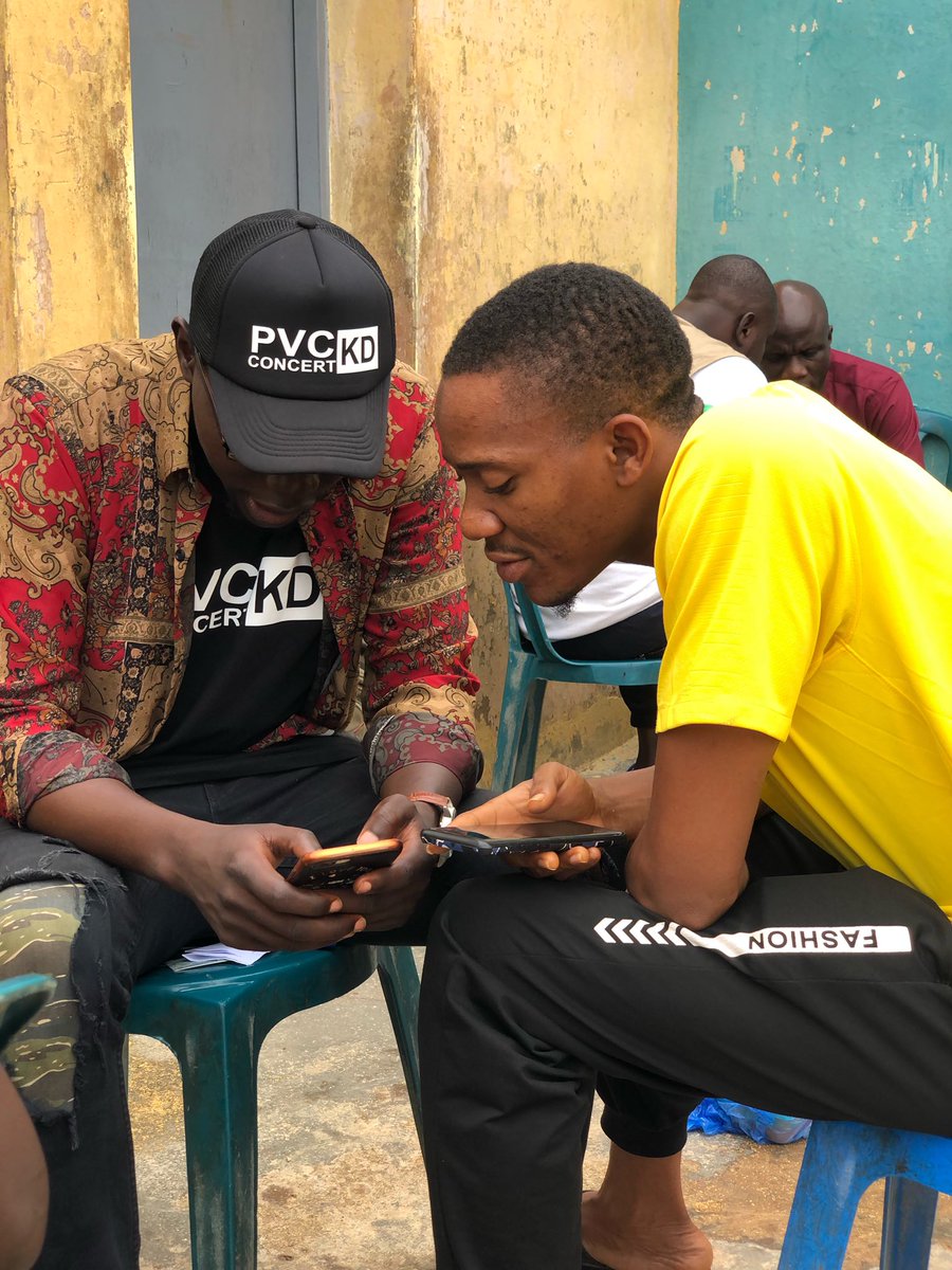 ibiofficialX's tweet photo. Today at Kakuri !
#pvcconcert #pvcconcertkaduna #teamzanfada #TeamBeta @YouthRevoMovmnt #elections2023 #KadunaTwitterCommunity https://t.co/lAOQe2FFYJ