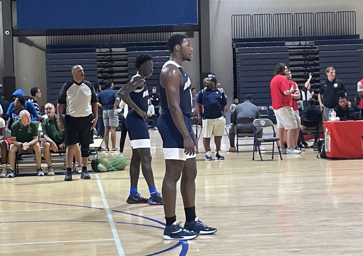 Relentless_Hoop's tweet photo. Norcross ends their weekend with a 68-62 win over Tampa Catholic. They hit 10 3’s, with Michael Zhang hitting 6 of them. Mier Panoam continued to produce with 20 points, Samarion Bond had 14 on 3 3’s. Eddrin Bronson scored 31 on 4 3’s for Tampa Catholic. https://t.co/xgKesRHEcs