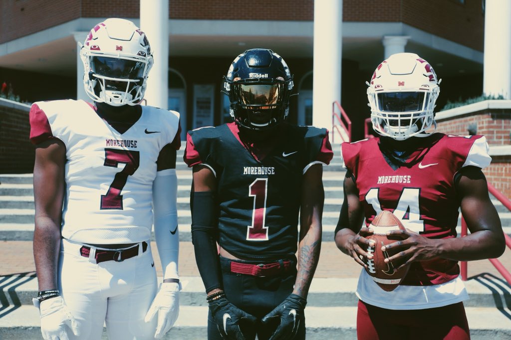 After a great conversation with <a href="/rfreeman42/">Rich Freeman</a> and @CoachKinan4 I am HONORED to receive my first HBCU offer from Morehouse College‼️#MaroonTigers🐾 <a href="/MorehouseFB/">Morehouse Football</a> <a href="/GreerRecruits/">Greer Football</a>
