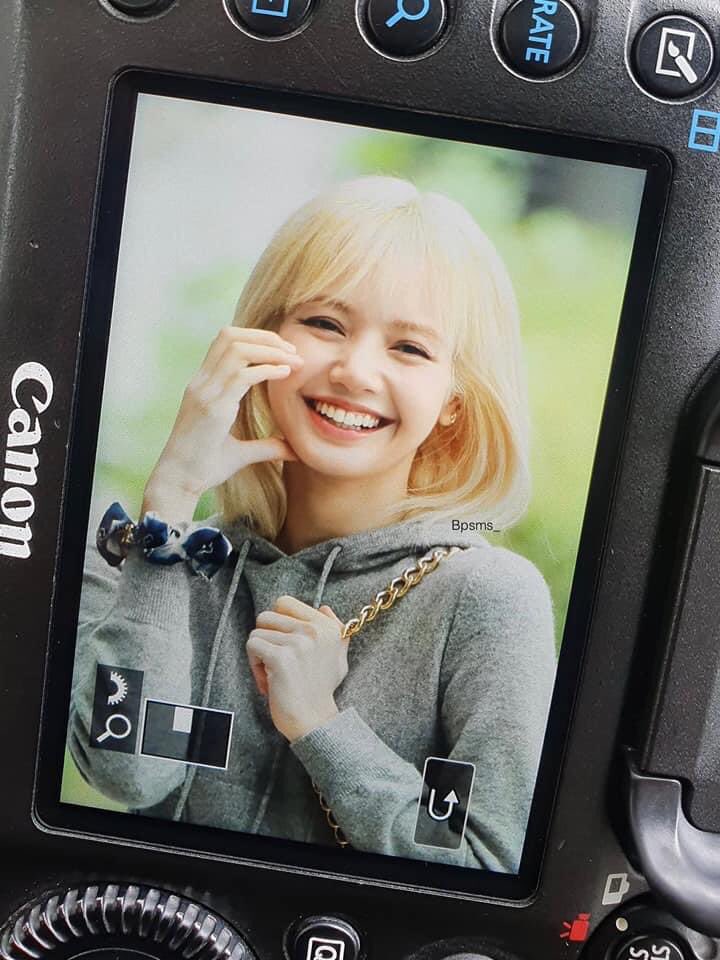 dieuthuong11's tweet photo. Trân quý nhất trên đời

LALISA HUMEN CELINE 
#LISAatCelinePFW22
#LISAXCELINE https://t.co/kIA9PbW0Dv