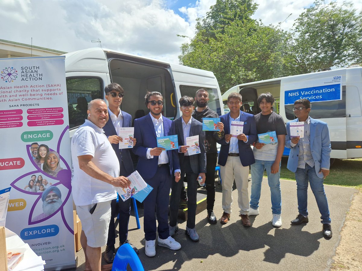 SAHealthAction's tweet photo. Glad to have the support of the #BollywoodDancers, @Dholbeatsuk and students from Manchester at @leicsccc v @sp_Indiacricket great day all round thanks everyone who came to our stall to engage in conversations &amp; help us with our #VaccinationData #GetVaxy @NHSLeicester @NHSEngland https://t.co/xfm9oCMDh9