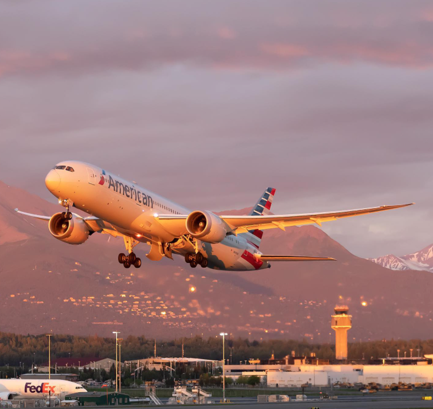 AmericanAir's tweet photo. Is this what they mean by Summer body? 😍 ✈️

📸:: IG / aerovincenzo https://t.co/hWZ2E9WPxH