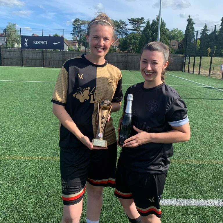 HarthamLadies's tweet photo. Congratulations @DanielaM_17 🍾🍾👏👏 https://t.co/bE0dKbnpdF