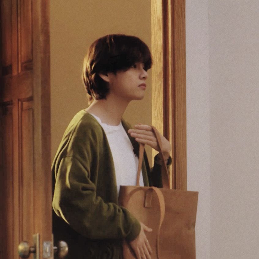 FragileTete's tweet photo. 𝓒𝓪𝓻𝓮𝓵𝓮𝓼𝓼 𝓦𝓱𝓲𝓼𝓹𝓮𝓻 

One rainy night when Married Couple Tæhyung &amp; Jëongguk have an argument &amp; Tæ storms out of their house. Jëon gets drunk &amp; mistakes someone else with Tæ and sleeps with that person. Next day, Tæ gets back to their house to sort everything+ https://t.co/syyKAKIk2g