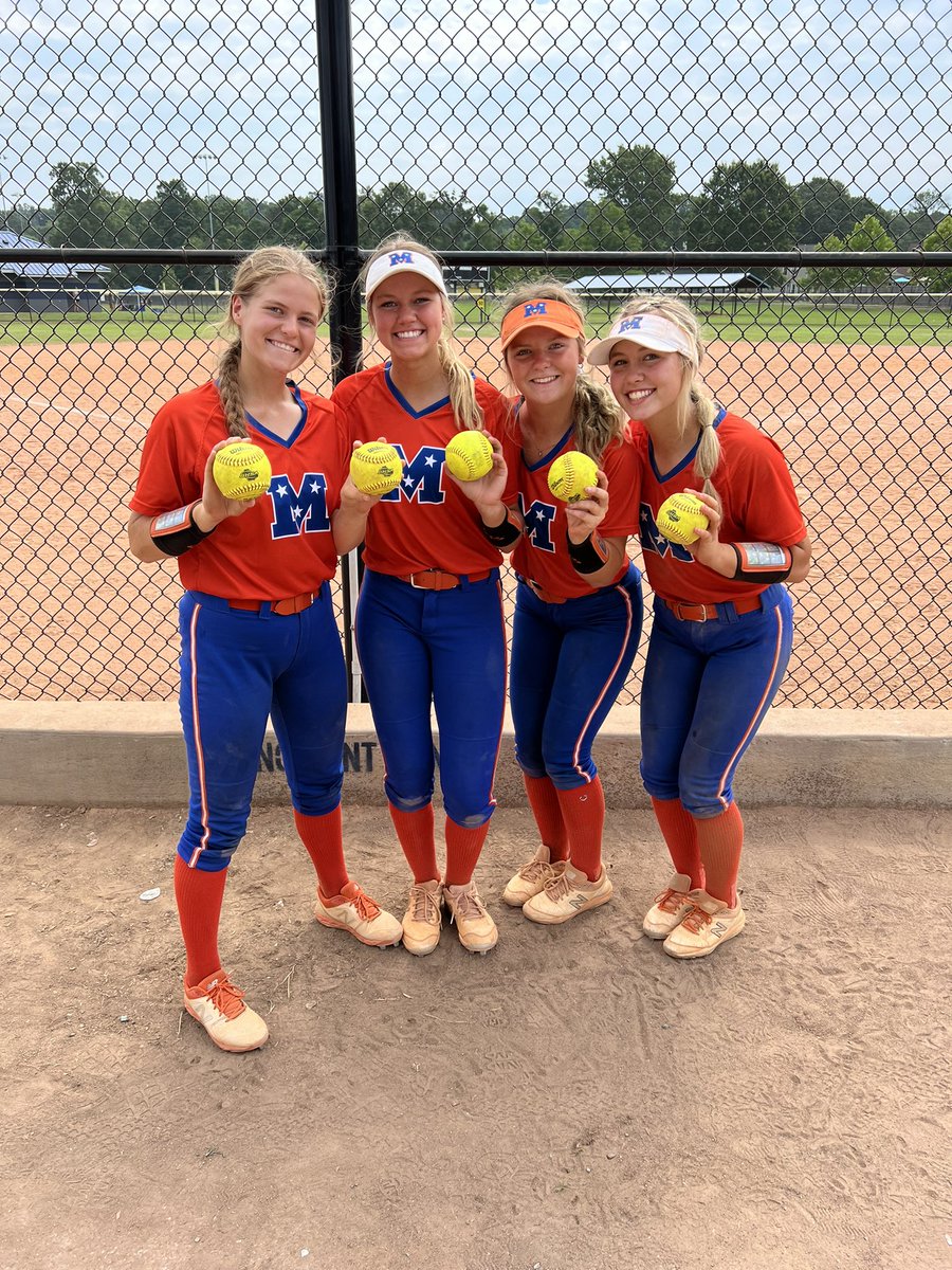 Mojo finishes Scenic City 6-2! Great exposure for our girls. Big flys from <a href="/bconroy2025/">Bronwyn Conroy</a> <a href="/LilHolshouser24/">Lilian Holshouser</a> @paigeca72940227 and two from <a href="/BraedenHale24/">Braeden Hale</a>! Great job ladies! Thanks to all the coaches for stopping by to see our girls. Hope to see you at Legacy in two weeks! MojoNation!