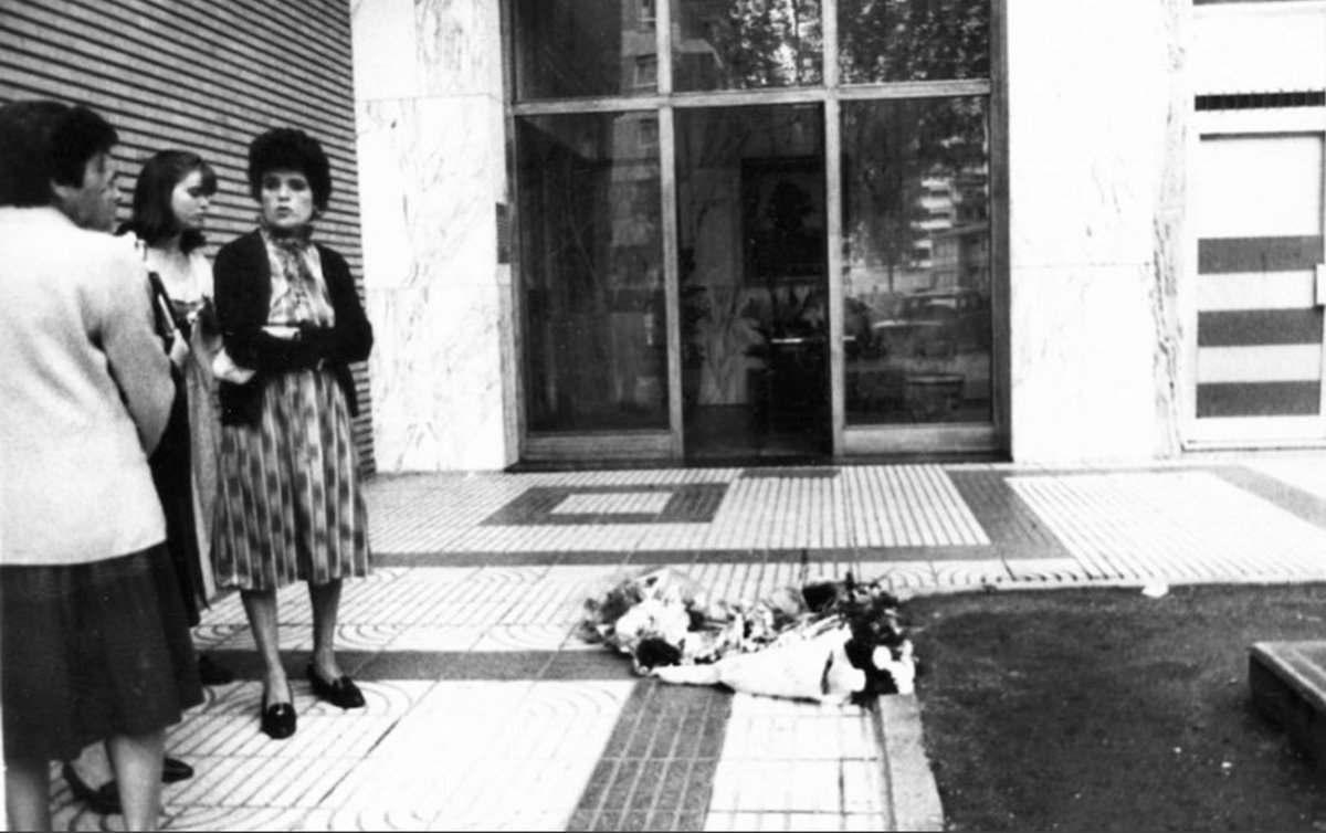 MemorialVT's tweet photo. 27.06.1983. Se cumplen 39 años del asesinato por ETA-m en Pamplona del jefe del Servicio de Comunicaciones del aeropuerto de Noáin JESÚS BLANCO CERECEDA. Varios terroristas le esperaban a la puerta de su domicilio. Uno de ellos se acercó y le disparó tres tiros. https://t.co/DNSlI9vxDX