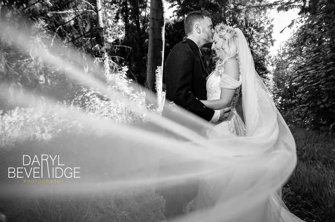 BeveridgeDaryl's tweet photo. Kerry &amp; Mike's wedding yesterday was certainly the better day for a wedding compared to today, phew. Kerry &amp; Mike got married at the gorgeous @ferniecastlehotel.

It was such a pleasure &amp; honour to capture this pair's wedding story along with their family &amp; friends. https://t.co/Ux3fu1rxWh