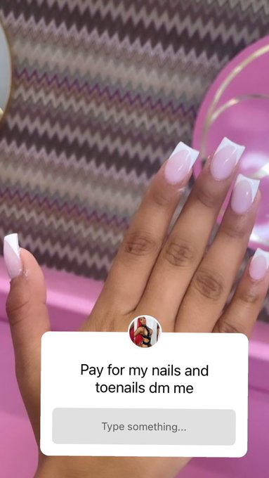 Pay for my nails and toenails https://t.co/sdYzMuSC0Y