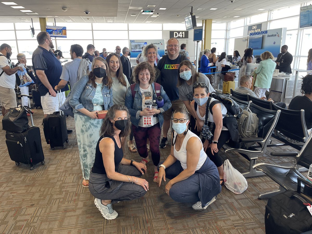 ashlawnitc's tweet photo. Here we come #ISTE2022 ✈️🎉 @witmanedu @ITCNTM @BarcroftFay @MPSAtech  @Glebekdg @techyouverymuch @APGlebe1 https://t.co/iHt0lOWTEY