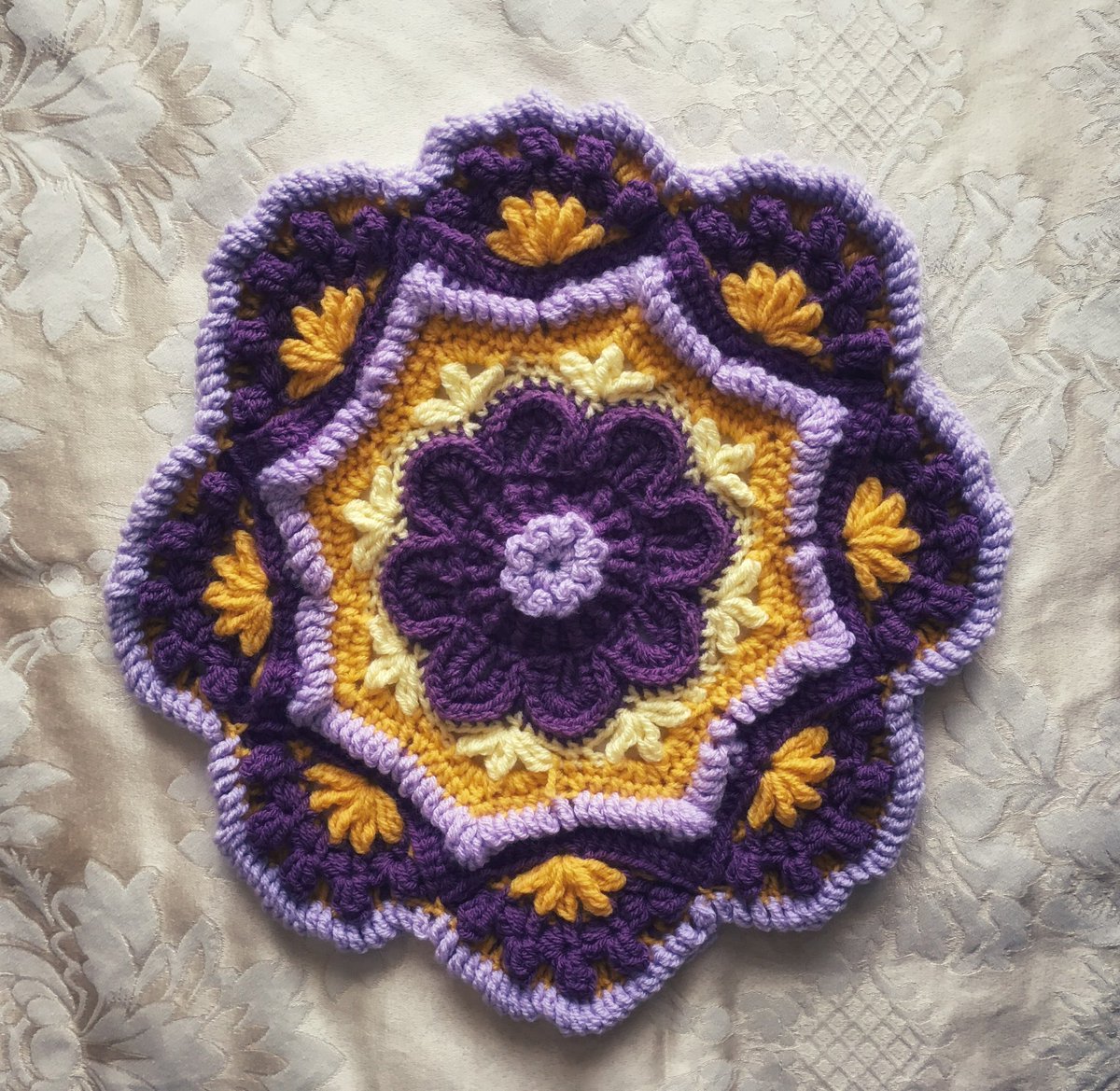 um_MariaSully's tweet photo. Part three of Faith CAL. 
#crochet #craftastherapy #sunday #craft
 https://t.co/vUu36pQc4H https://t.co/xTPt4c8dXQ https://t.co/IcEsXpgaHh