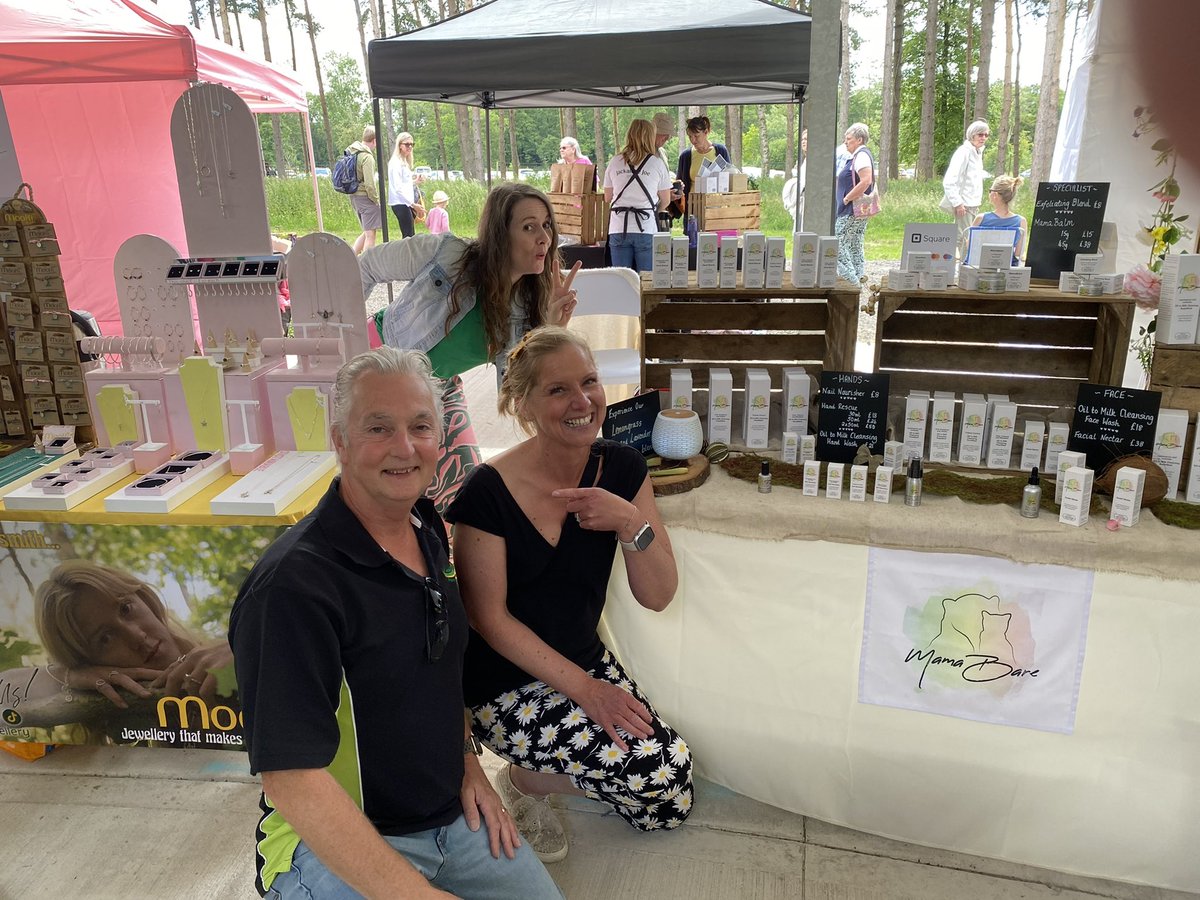 LincsConnect's tweet photo. #RoadTrip
What a lovely day I had today in #Baumber
First stop was to the Stourton Estates https://t.co/tdX88bms82 Summer Artisan Market where I had the pleasure of meeting and chatting to @MooKiJewellery @HayleyMamaBare and @GastronomyCrow1 amongst others π
#LincsConnect https://t.co/pkWIaTCjNN