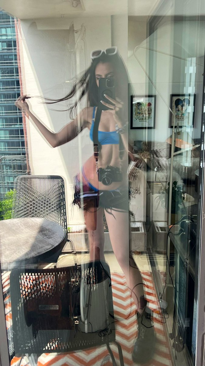 onlyfans.com/rachelmel 🦋