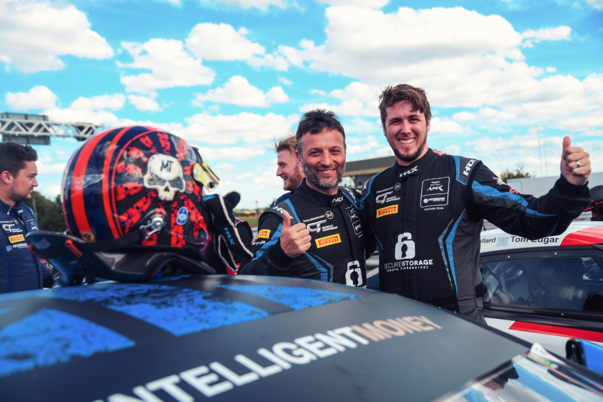 TophamRacing's tweet photo. WHAT . A . WEEKEND! Double P3 and P1 Pro-Am πͺππ€
@DarrenTurner007 and I threw everything at it and now stand joint leaders over all in the GT4 @BritishGT. Great effort by @NewbridgeMS to keep us in the game!
#senditskully #gt4 #rnrfl https://t.co/iVBBU9rTSb