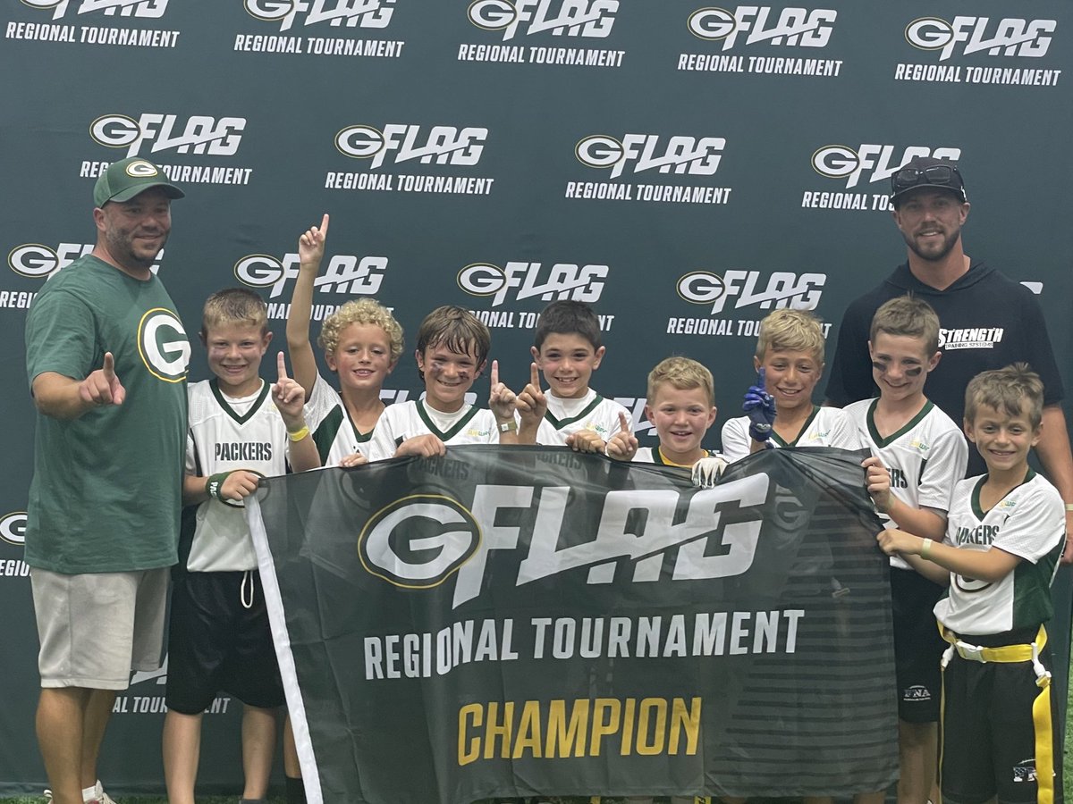 kristinLSPrice's tweet photo. Lots of young athletes (and their families!) fell even more in love with the game this weekend🤩🏈Thanks for a great tournament @NFLFLAG @packers & Tony Fisher. And thank you @89JonesNTAF for sharing your story at @titletown & the reminder to “enjoy the process”👊🏼#nworockets 🚀 https://t.co/ByuJbmYS5H