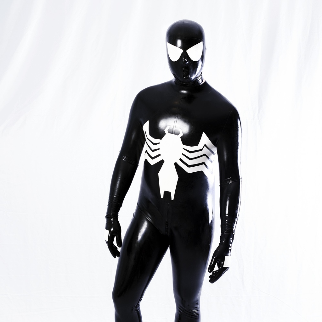 Slash/Rubber tweet media