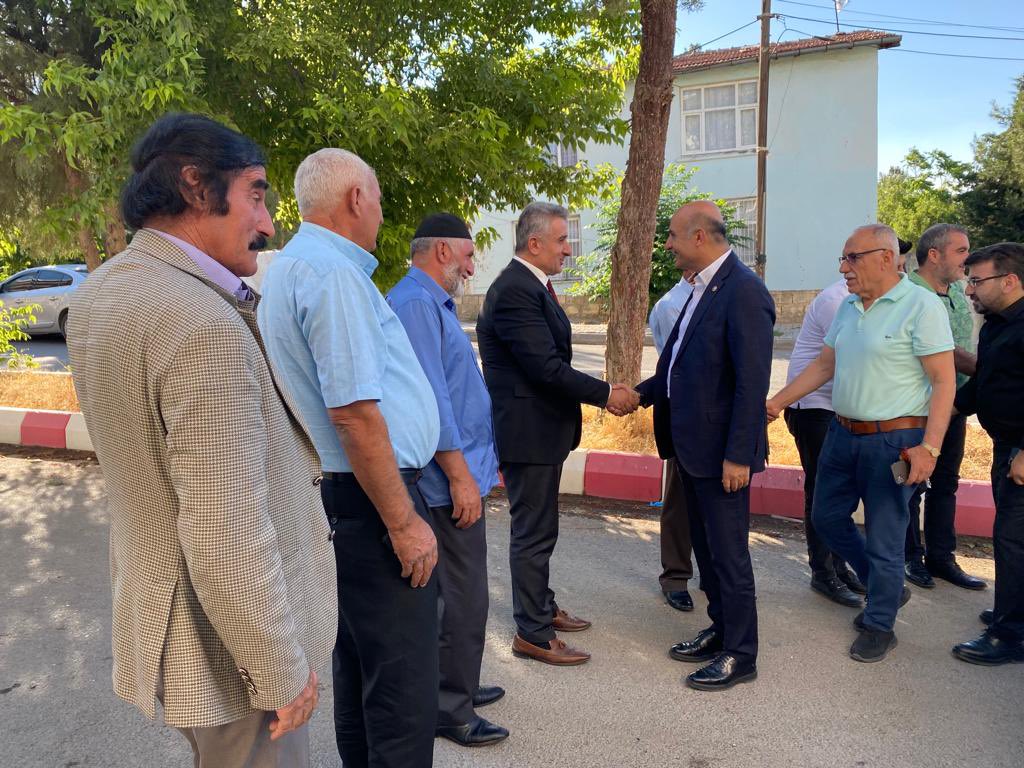 Ziverozdemir's tweet photo. Ak Parti Beşiri İlçe Başkanlığımızı ziyaret ederek, teşkilat mensuplarımızla, yapılan ve yapılacak olan çalışmalara ilişkin istişare ve değerlendirmelerde bulunduk. 
@Akparti #Batman #Beşiri @AkpartiBesiri https://t.co/W8CVF8o7yU