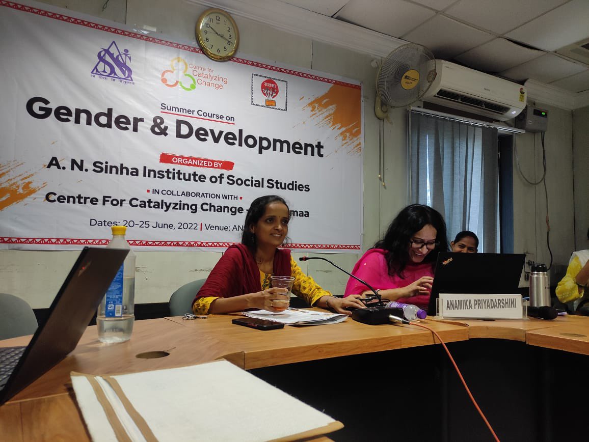 varshachirps's tweet photo. Summer course on Gender and Development at #ANSISS @Sandhya78394615 in collaboration with @c3_india @Anamikapri 
It was such an enriching experience with eminent scholars - @priyam_manisha @hashiyaarai @ManishKJha1908 @amruta6soni @ShubhSwain @Najunoonnapari to name a few. https://t.co/4g2hIOhz4z