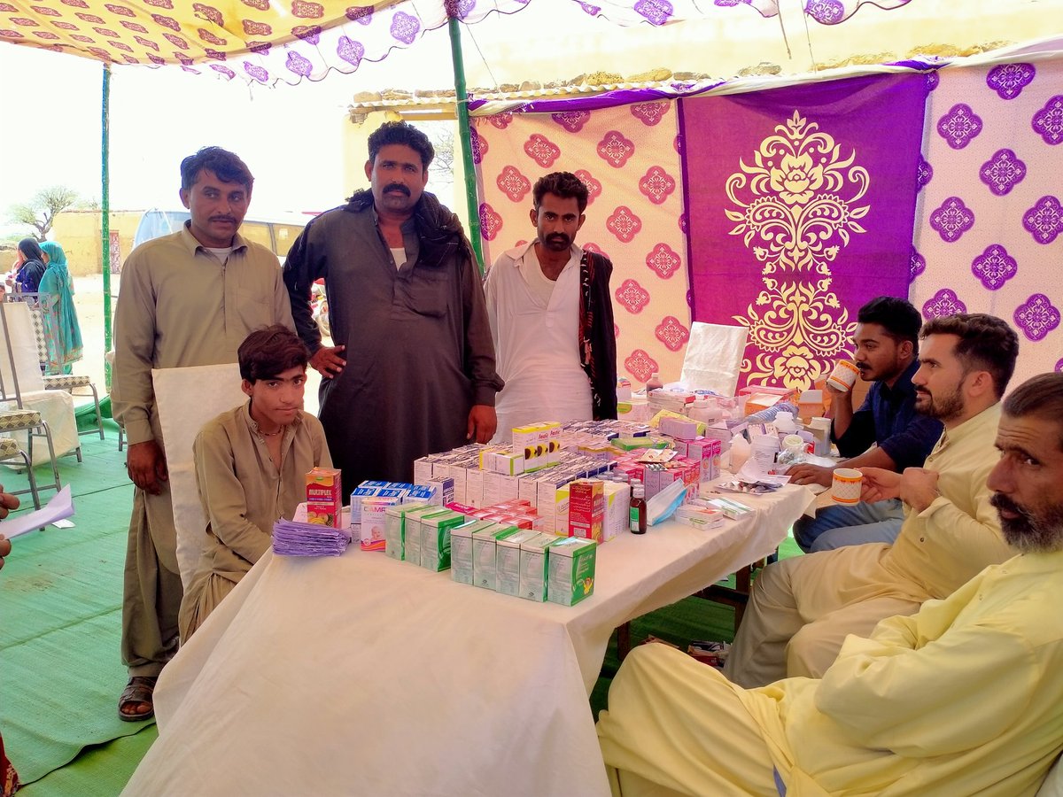KhaskhaliMeer's tweet photo. Today, DC Malir and THO Gadap Town set up a free medical camp at Mehr Jabal Moidan in which doctors and lady doctors participated. 
Thank you DC Malir for the service and best wishes.Thank you Dr. Almas Baloch,THO Gadap.
Facilitator:TSV Niaz Ahmed Jokhio
ALSM,Mir Zaman Khaskheli https://t.co/AHYEI4UOu4