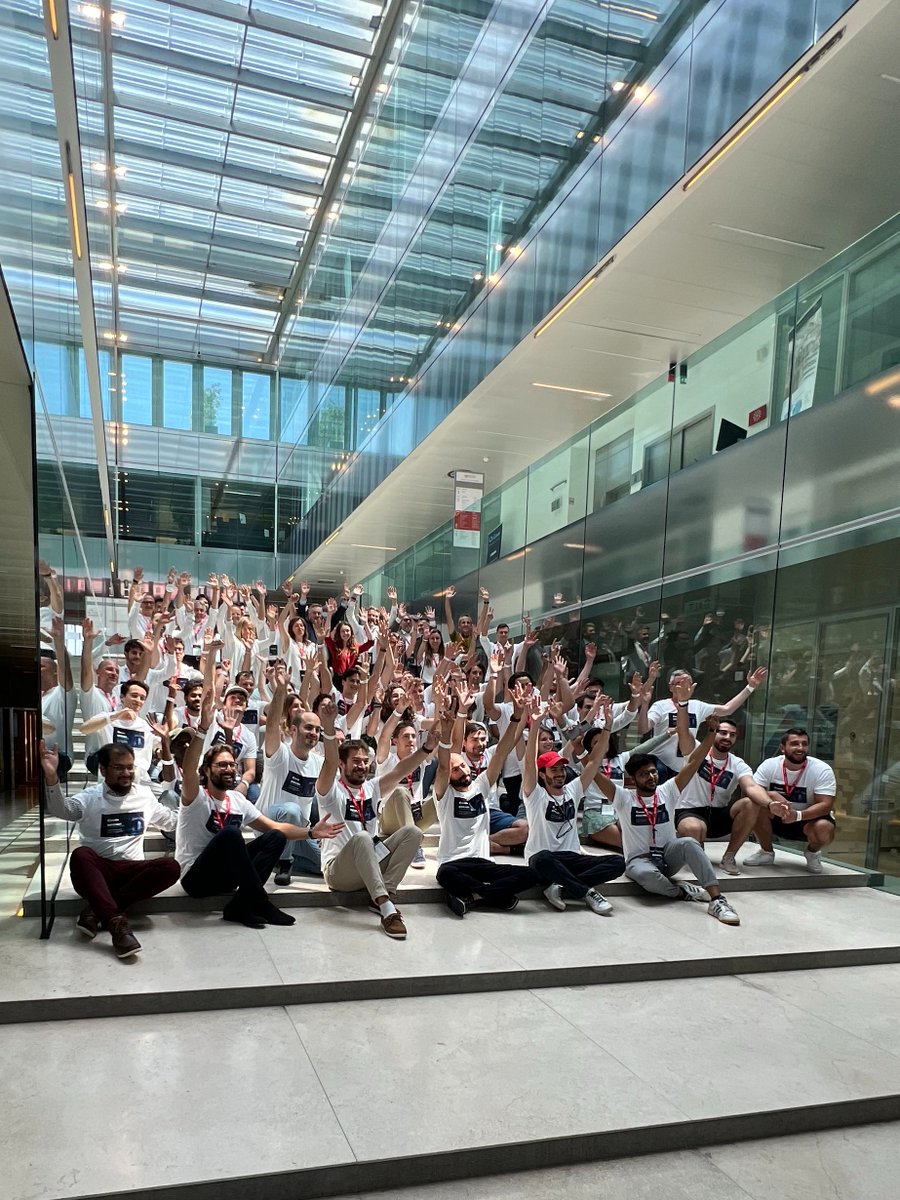 BeMyAppEMEA's tweet photo. That's a wrap folks!
We have our winning teams, many amazing projects and even more amazing memories!
Thank you everyone for participating in the #BremboHackathon by @BremboBrakes with your amazing hard work and projects! See you soon!
#TomorrowHappensNow #mobility #sensify https://t.co/cARUOM2Y1W