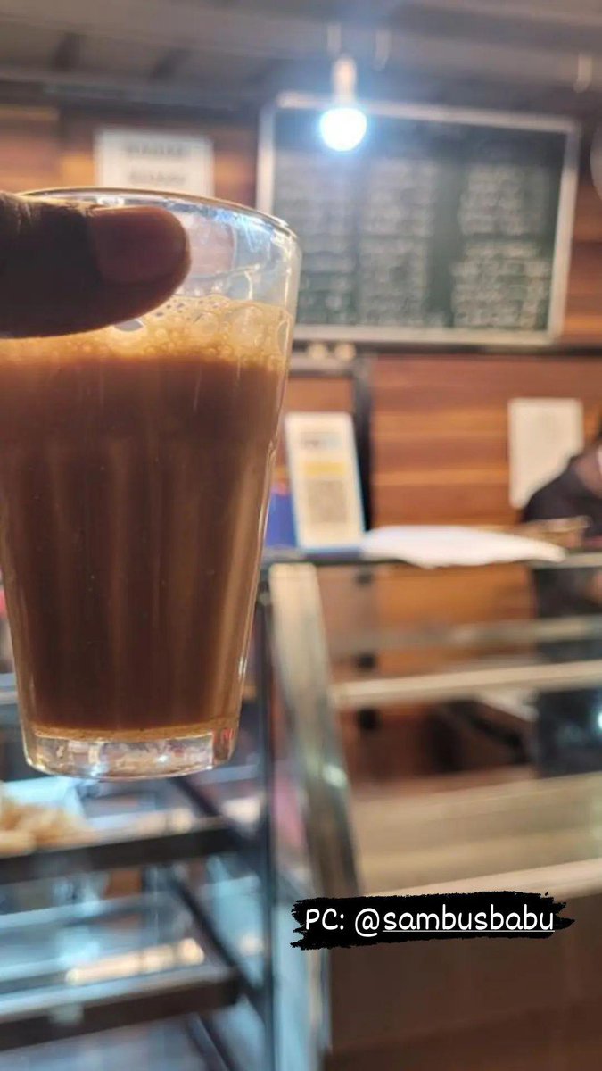 RJVishnu's tweet photo. Earlier we had to go to East fort if we wanted chai at 11:30 PM, but now we have a few spots including Malabar Bytes and we are grateful
#alwayshungry #radiobaba #trivandrumfoodies #trivandrum #foodies #chai #chaya #tea #tasteofindia https://t.co/F5HRzvnfXf
