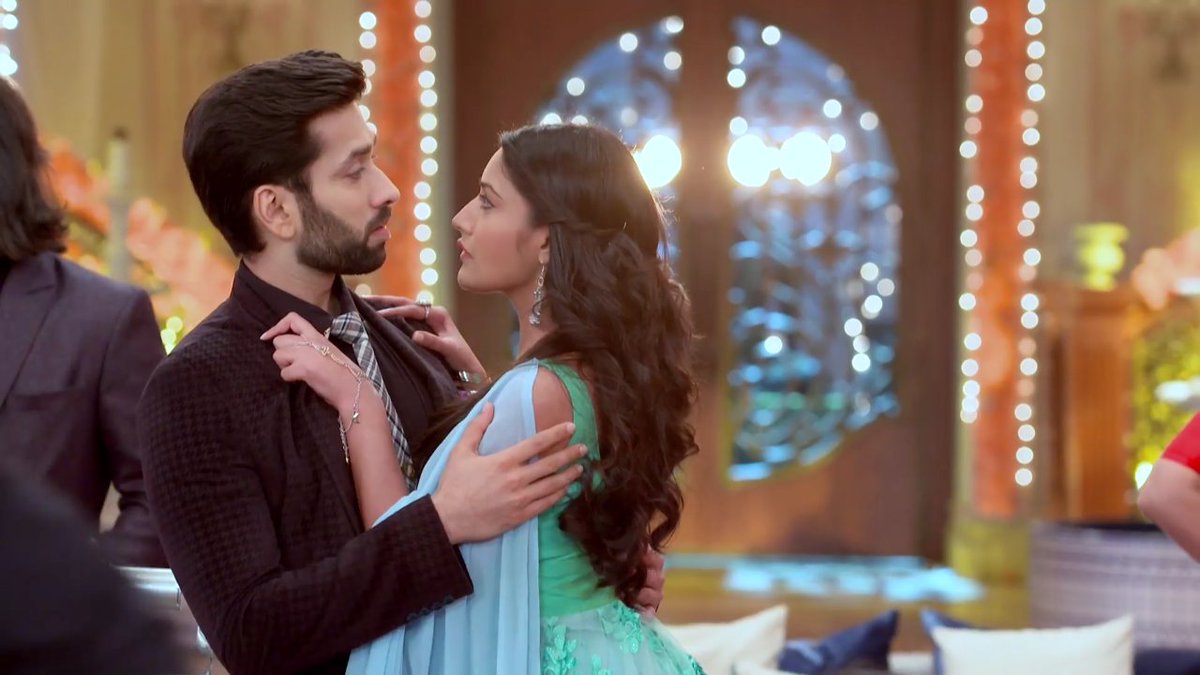 Masumaakhter7's tweet photo. Happy 6 years to khidkitod people

6 Years Of Shivika
#6YearsOfIshqbaaaz https://t.co/4pjPJDGaBb