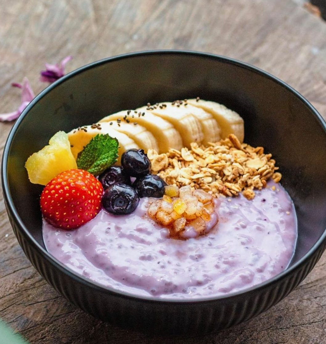 StreathamFood's tweet photo. 🍉🥝 Fancy something a bit healthier on your food tour? Be Wyld Fitness Cafe is doing these amazing Acai Samba Bowls for the food tour menu.

Take a look at the #StreathamFoodFestiva food tour programme for their other dishes &amp; do pop in! 

1-9th July!

#streatham https://t.co/6OtVaAUNEo