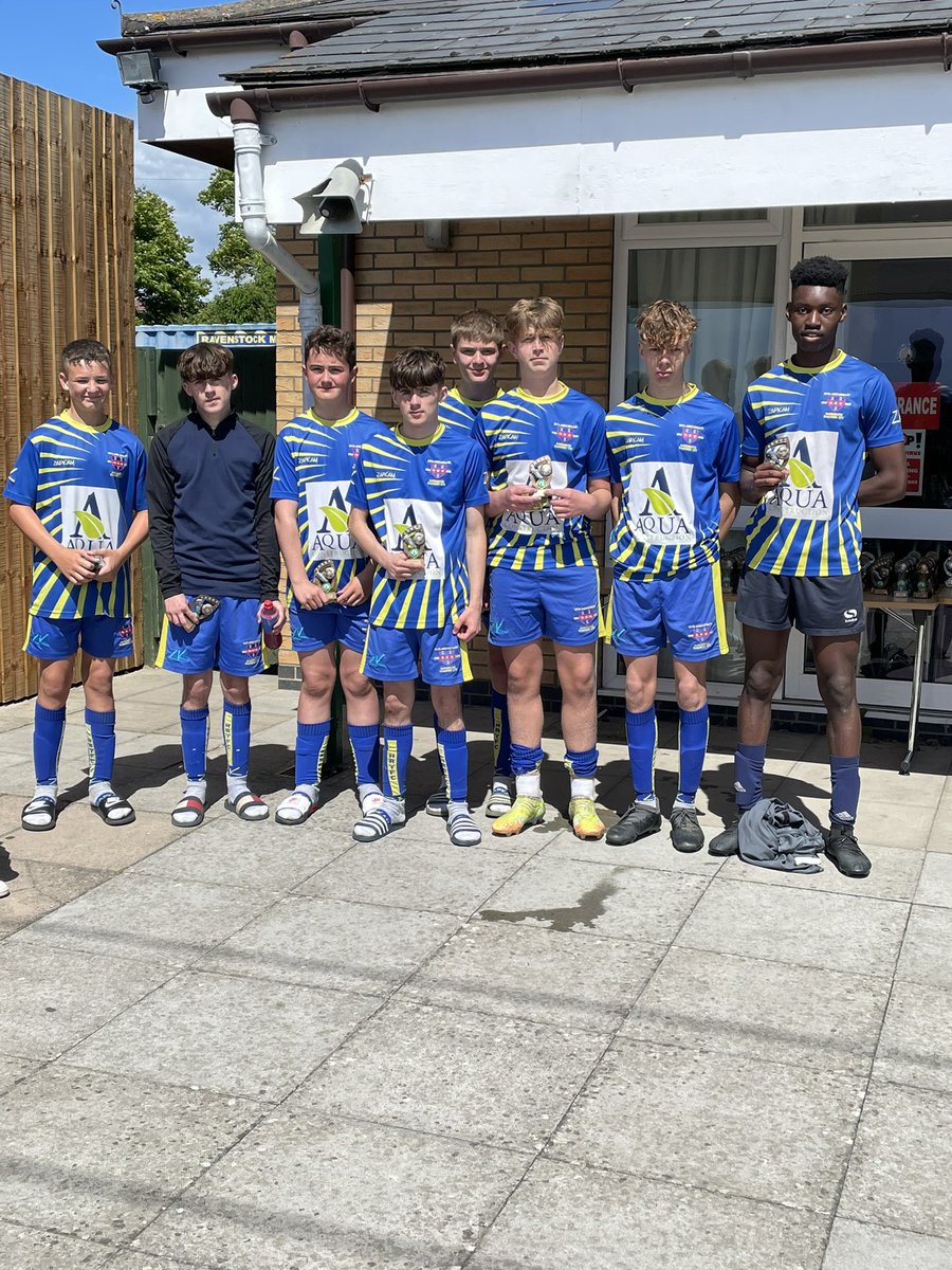 deanj_1983's tweet photo. Todays tourno, it was the other half of my squad! Lost our 1st group game 3-0, if you told me we’d go unbeaten, reach the final and unfortunately lose on pens! Wow! Love this group of lads, players injured, exhausted, still giving 100% #mentality #learnnotlose #comebackstronger https://t.co/jZ9usOYL28