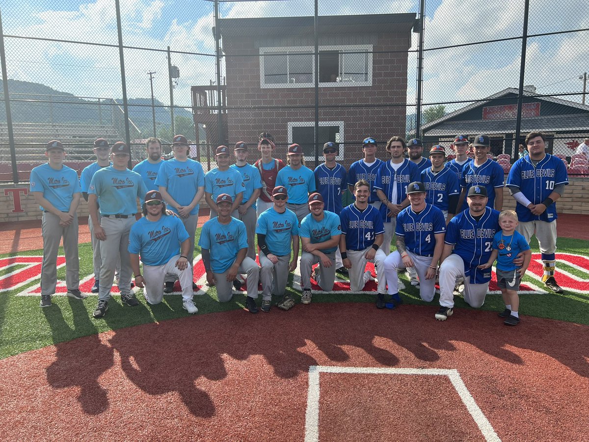 Natty Ice Baseball (@metroice) on Twitter photo Metro Ice would like to thank <a href="/davidtoot7/">David Toot</a> and the Blue Devils for traveling to <a href="/BaseballToronto/">Redknight Baseball⚾️</a> for our doubleheader today. A great day of baseball.
Thank you to the folks from Toronto who helped make it happen. Metro Ice would like to thank <a href="/davidtoot7/">David Toot</a> and the Blue Devils for traveling to <a href="/BaseballToronto/">Redknight Baseball⚾️</a> for our doubleheader today. A great day of baseball.
Thank you to the folks from Toronto who helped make it happen.