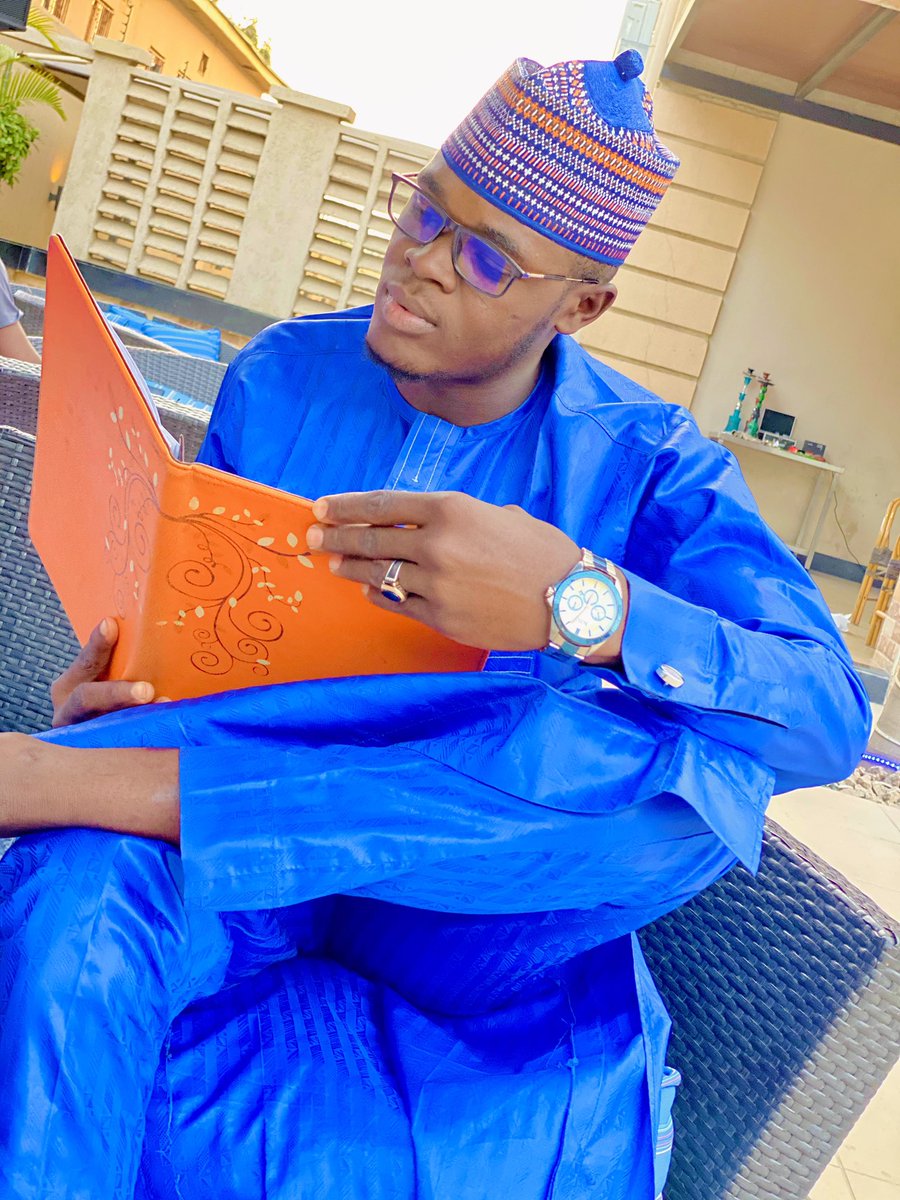 Avdoull6's tweet photo. Alhmdllh! Alhmdllh!! Alhmdllh!!!
🎂🎂🎂Happy birthday to me❤️🎉✨
Today I completed a new year .💃🏿
Every day and every year my wishes fr the new year are returned. O Allah, make what remains in my life better than ever and forgive me fr what was in it 🤲🤲🤲 https://t.co/Y90msIjkQ0