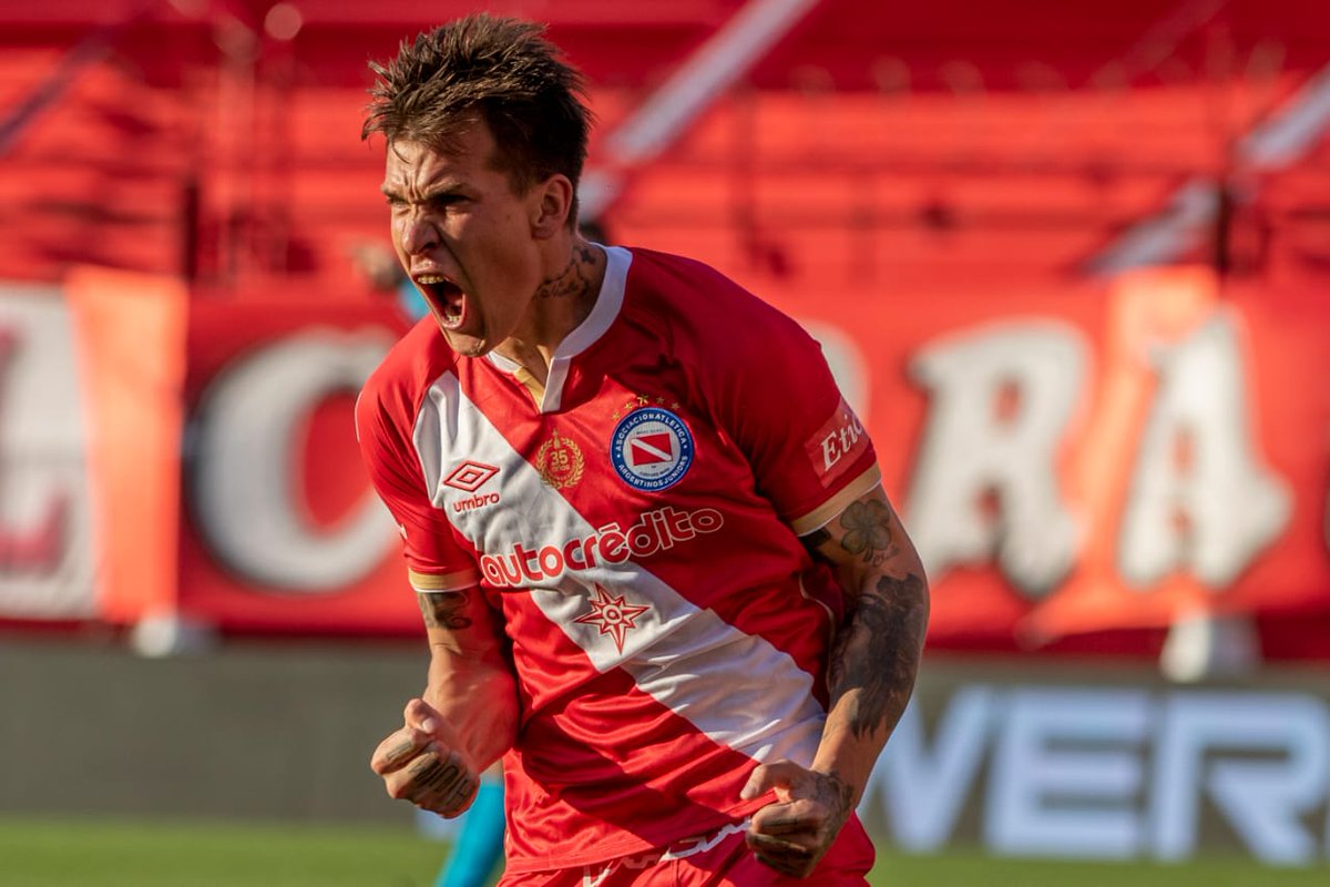 Pase Príncipe, lo estábamos esperando #AAAJ 👑