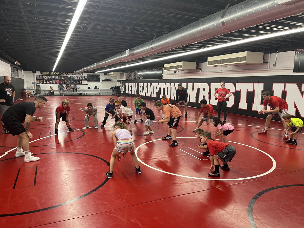 NHTV_WRESTLING's tweet photo. Great wrestling camp led by  @michaelblockhus in NH today! The kids got better, had fun, and learned some valuable life lessons. Special thanks to @bryan_dungey for helping getting this camp set up. We are blessed with a great wrestling community. #ForTheFamily https://t.co/LuJoehkXno
