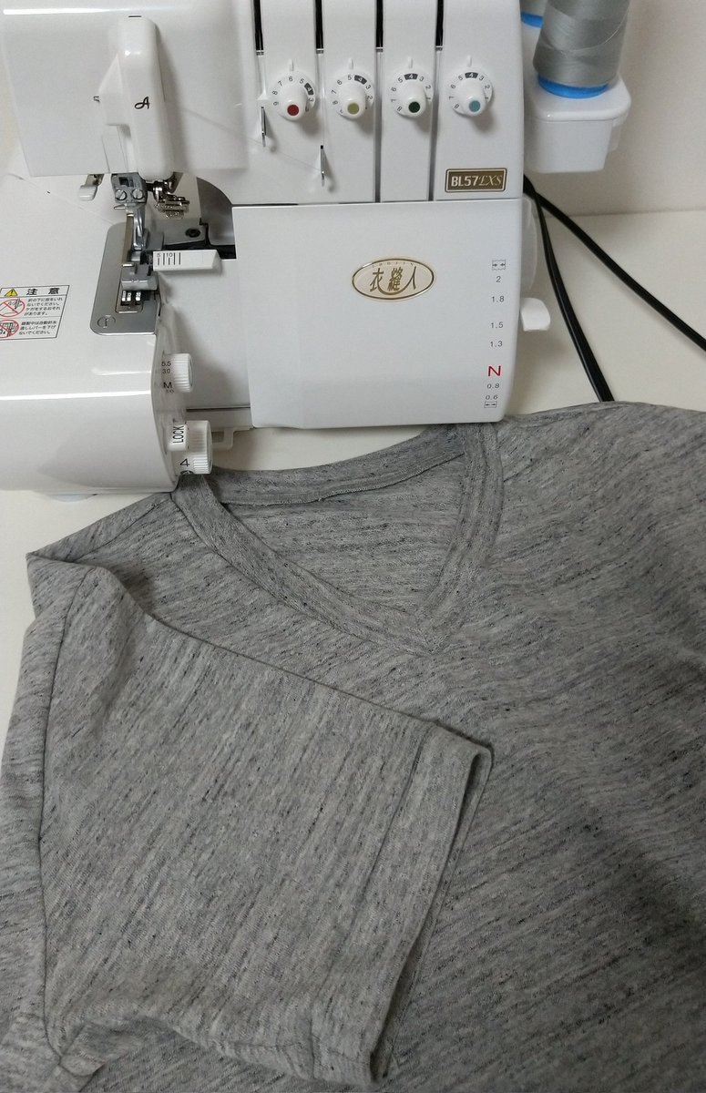 人気激安 1本針3本糸 洋裁 手芸 ハンドメイド 本体 ミシン ロック ...