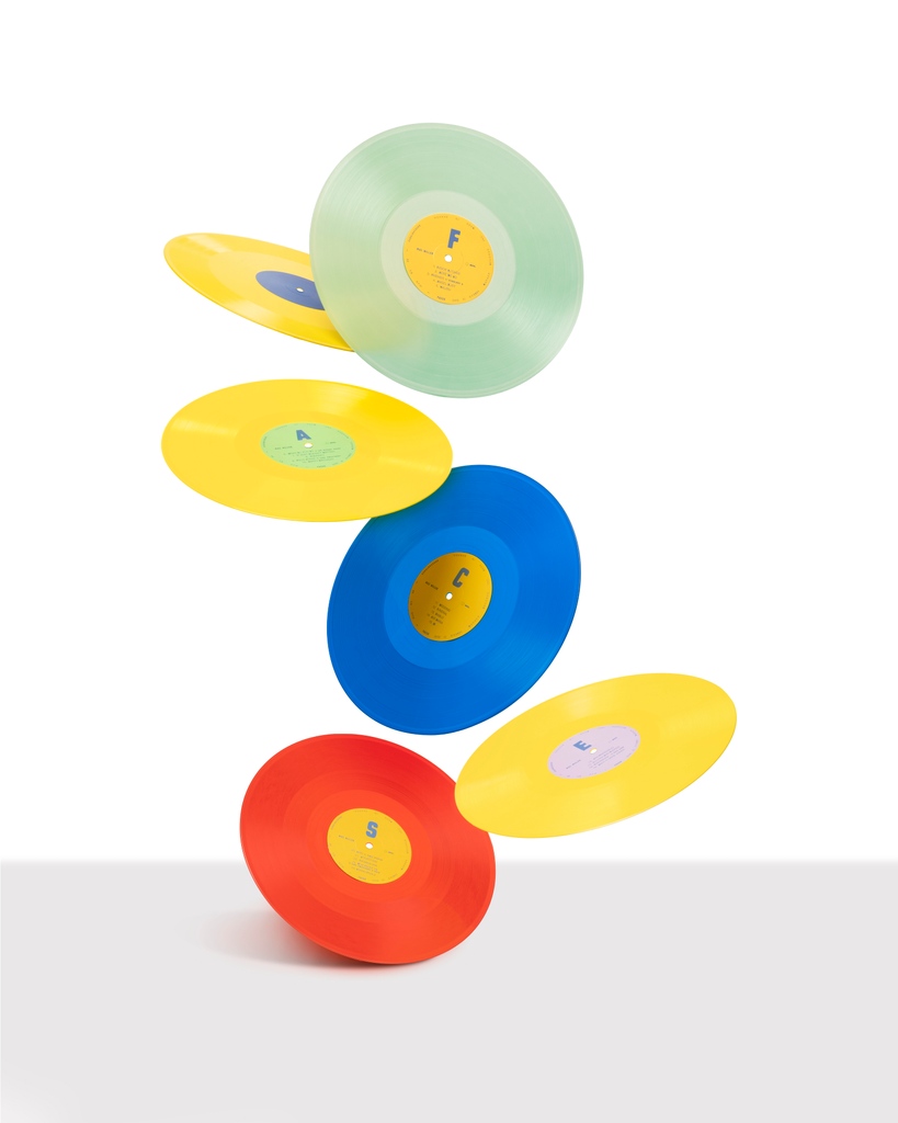 Creative product photography by littledrill for Mac Miller FACES Vinyl

#creativeproductphotography #vinylphotography #productphotography #popartphotography #artdirection #creativestudio #productphotographer #creativeagency #fujifilm #commercialphotography #studiophotographer