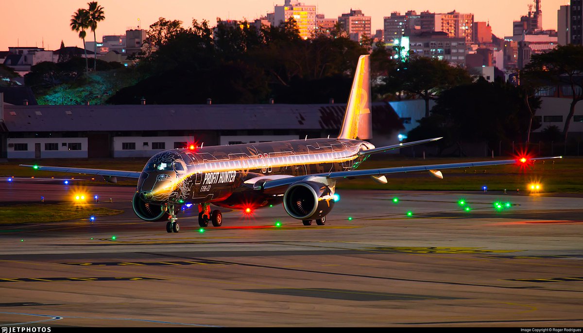 Embraer’s E195-E2 in Profit Hunter livery in Porto Alegre. jetphotos.com/photo/10616849 © Roger Rodrigues