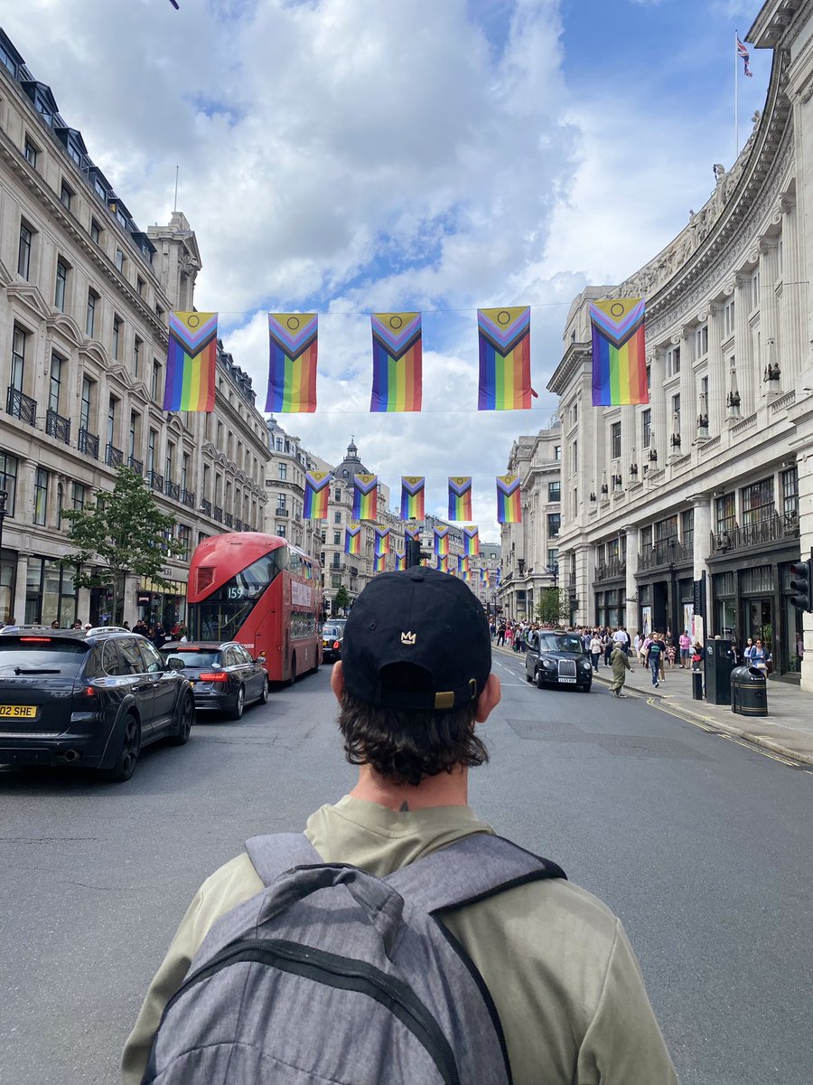CharlieKing85's tweet image. Oh London you make us proud…. Excited for this coming weekend!! #londonpride ByCharlesKing.com #goodhatday